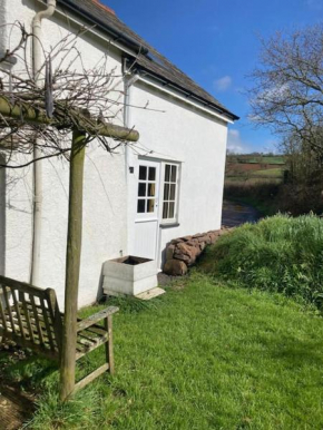 Rural Devon retreat in stunning Exe Valley.